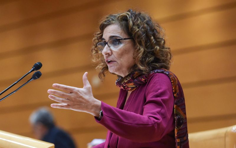 Así son los nuevos impuestos extraordinarios a energéticas, banca y grandes fortunas que entran en vigor este jueves