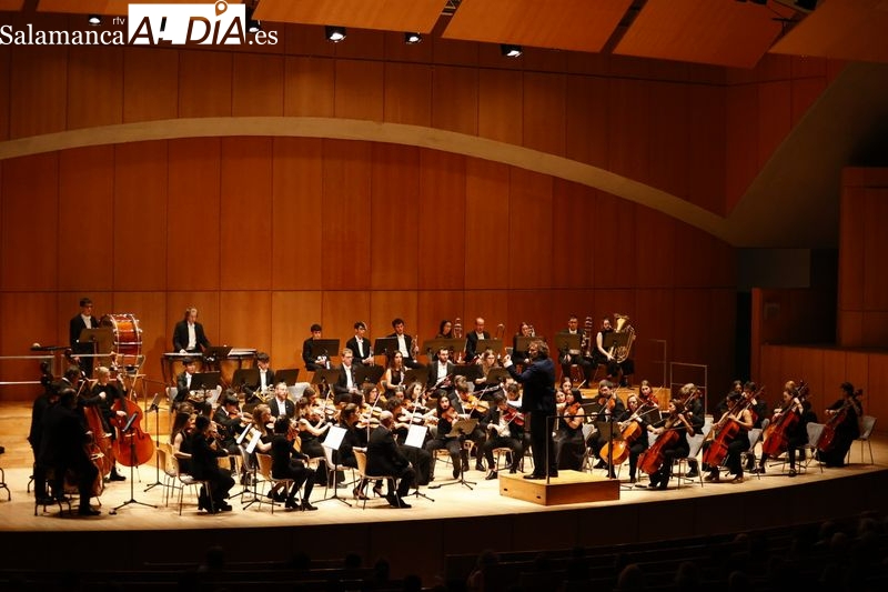 La Joven Orquesta Sinfónica Ciudad de Salamanca ofrece este domingo su tradicional concierto de Navidad 