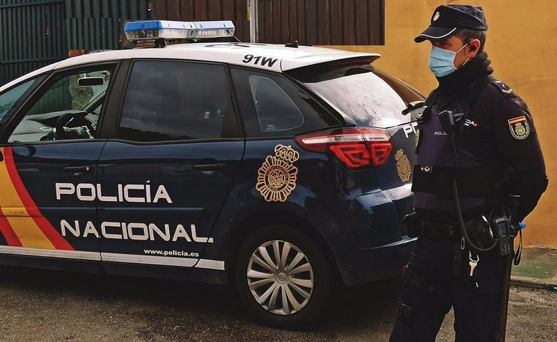 Un hombre de 83 años de edad mata a su mujer