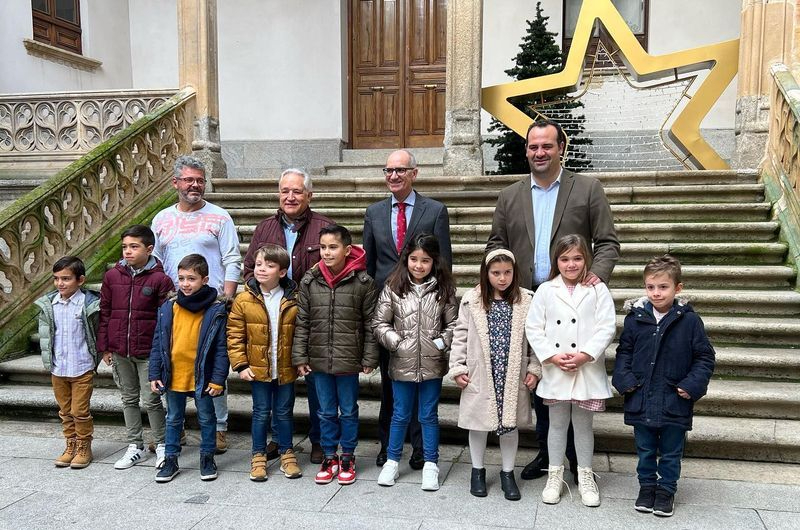 El Colegio San Francisco consigue dos primeros premios en el Concurso de Postales de la Diputación