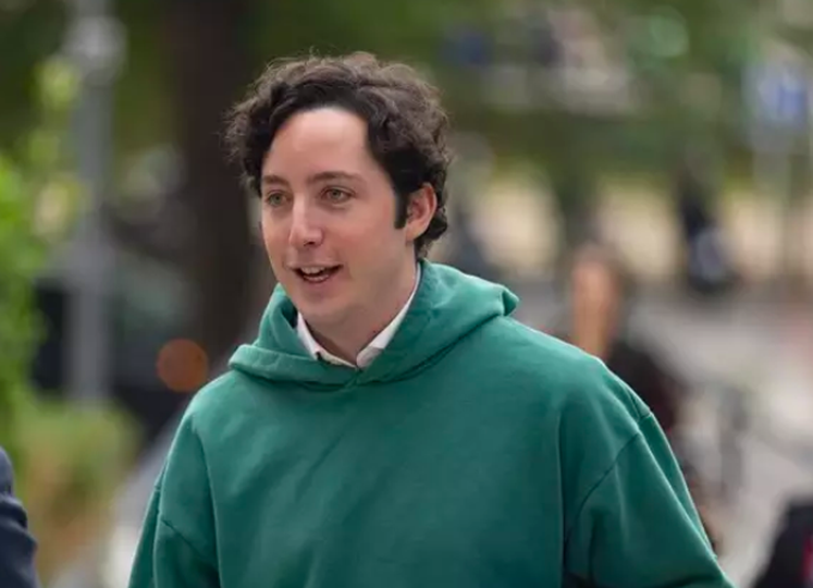 Más de tres años de cárcel para el Pequeño Nicolás por hacerse pasar por miembro del Gobierno en una venta