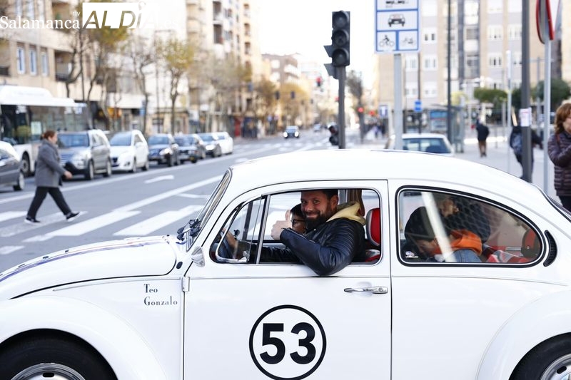 El Guardia Urbano recorre Salamanca como preludio de las fiestas navideñas
