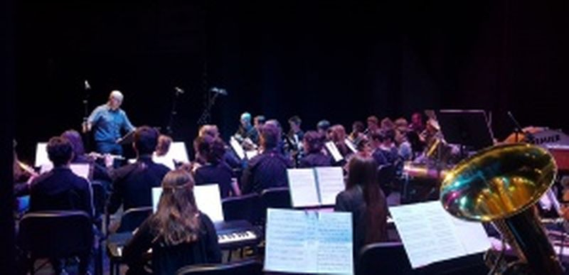 Numerosas actividades para celebrar la llegada de la Navidad en la Escuela Municipal de Música y Danza  