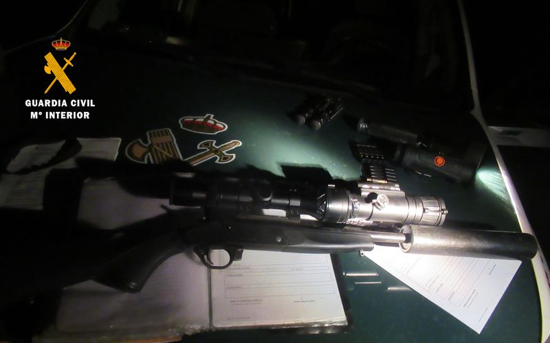 Delitos en la Reserva de las Batuecas: pillan a dos furtivos y a otros dos cazadores infractores