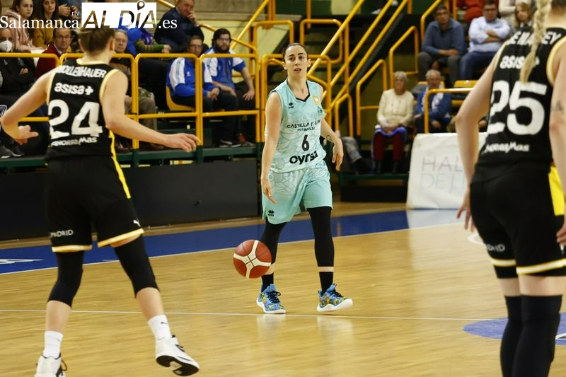 Silvia Domínguez hace de capitana del Perfumerías Avenida ante las salidas: Hay tiempo para construir una nueva identidad