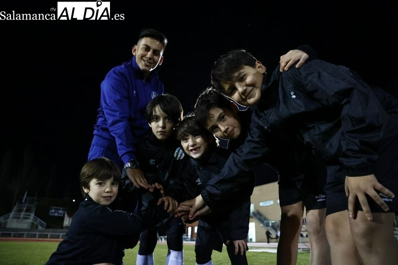 El clan Carabias, la familia en la que se ha ido transmitiendo el amor por el Salamanca UDS