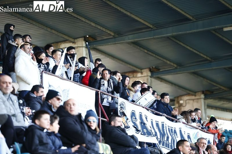 El Helmántico disfruta con la primera victoria de Jehu como entrenador del Salamanca UDS