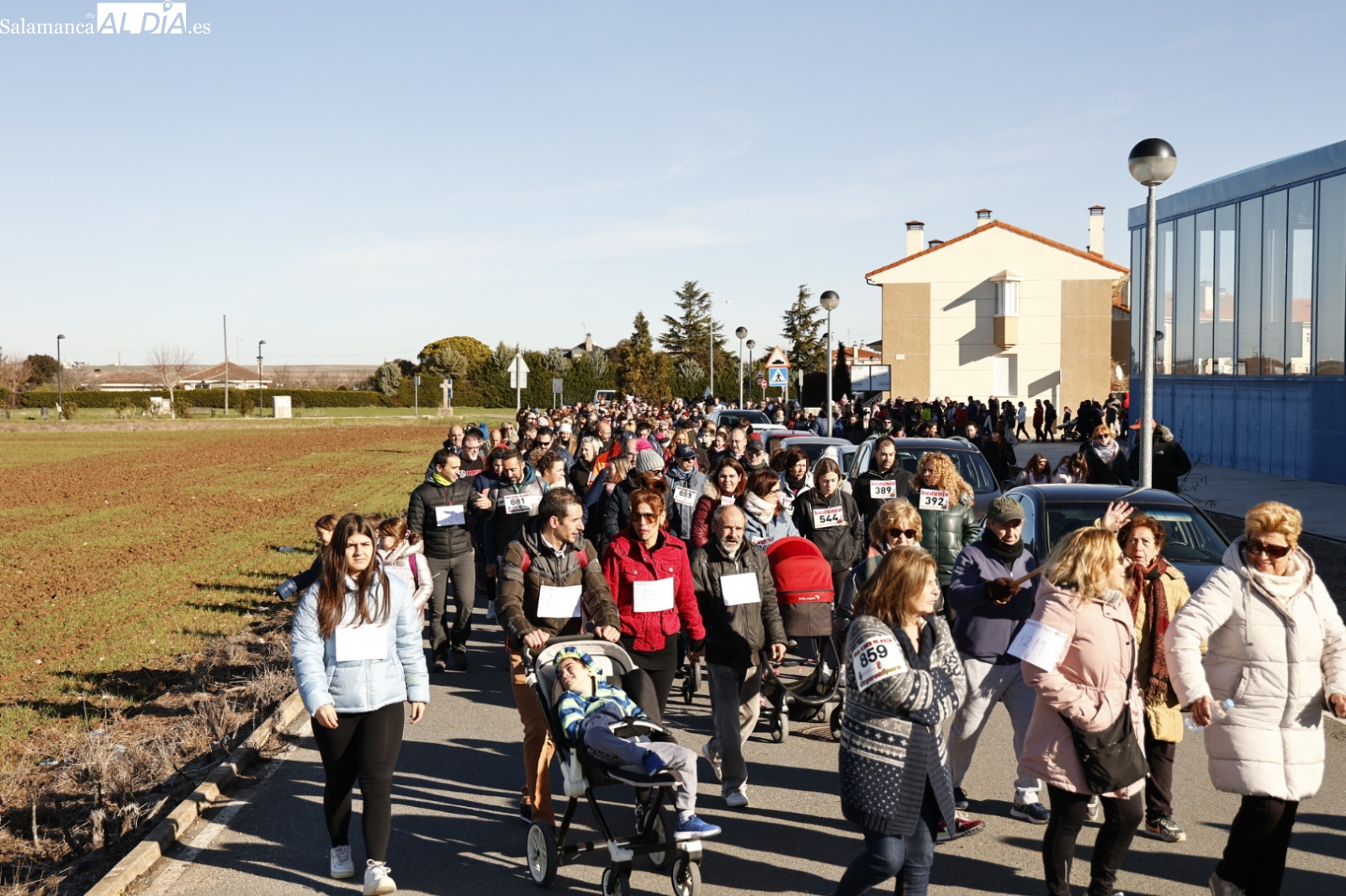 Multitudinaria marcha solidaria por el pequeño Alberto