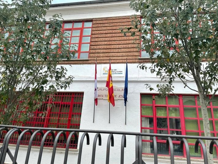 El Ayuntamiento adquiere un nuevo calderín de agua para el CEIP Santa Teresa