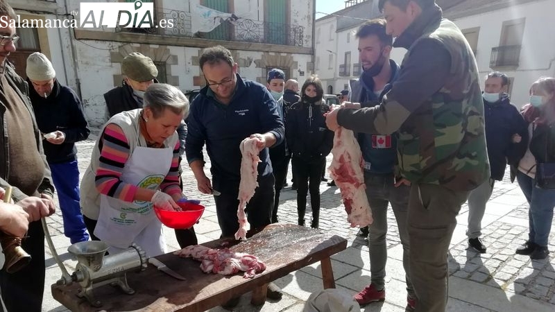 Lumbrales celebrará este sábado la Matanza Tradicional del cerdo