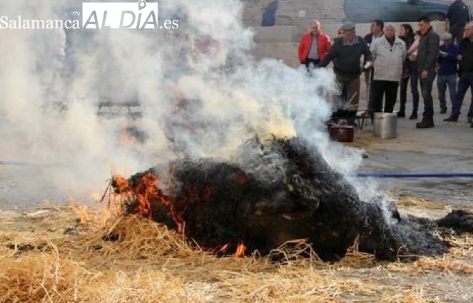 Rágama lleva de nuevo a sus calles la celebración de su Matanza tradicional