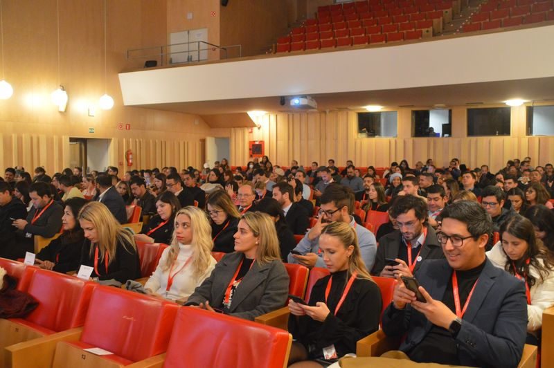 El encuentro que reúne en Salamanca a más de 300 latinoamericanos y europeos