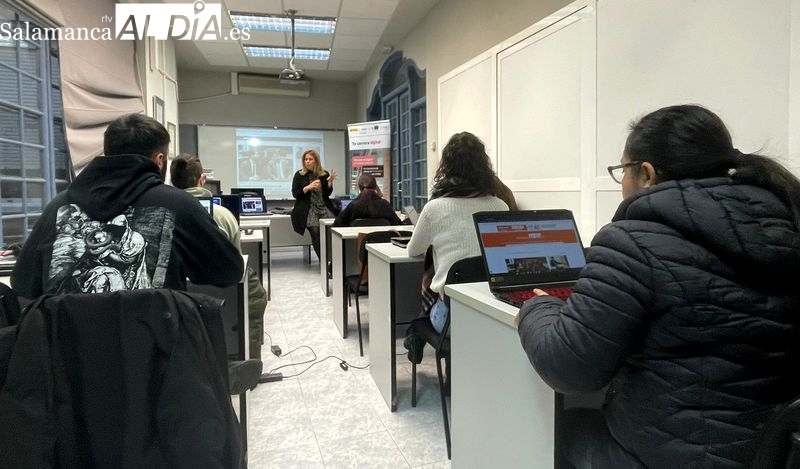 La trayectoria de SALAMANCArtv AL DÍA atrae a los alumnos de Tu carrera digital