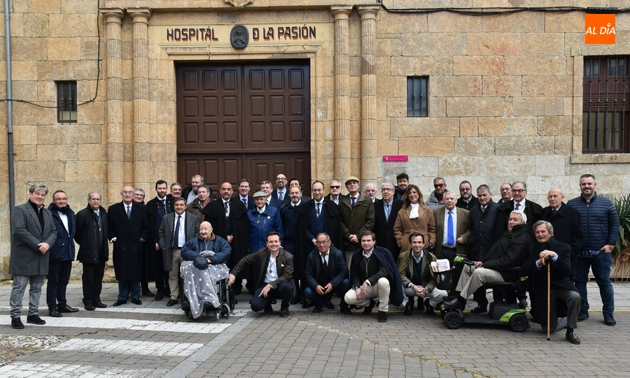 La Peña Gutenberg homenajea a Enrique Crespo en la recuperación de sus reuniones anuales