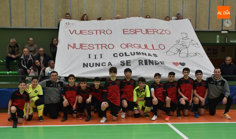 El 3º Día | 23 ENE | Las familias del Infantil A del III Columnas le dan una sorpresa a los jugadores