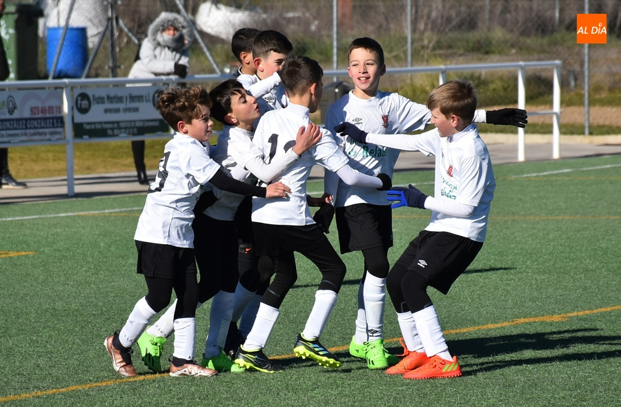 Una cómoda goleada local y una remontada visitante en la gélida mañana dominical en La Muge
