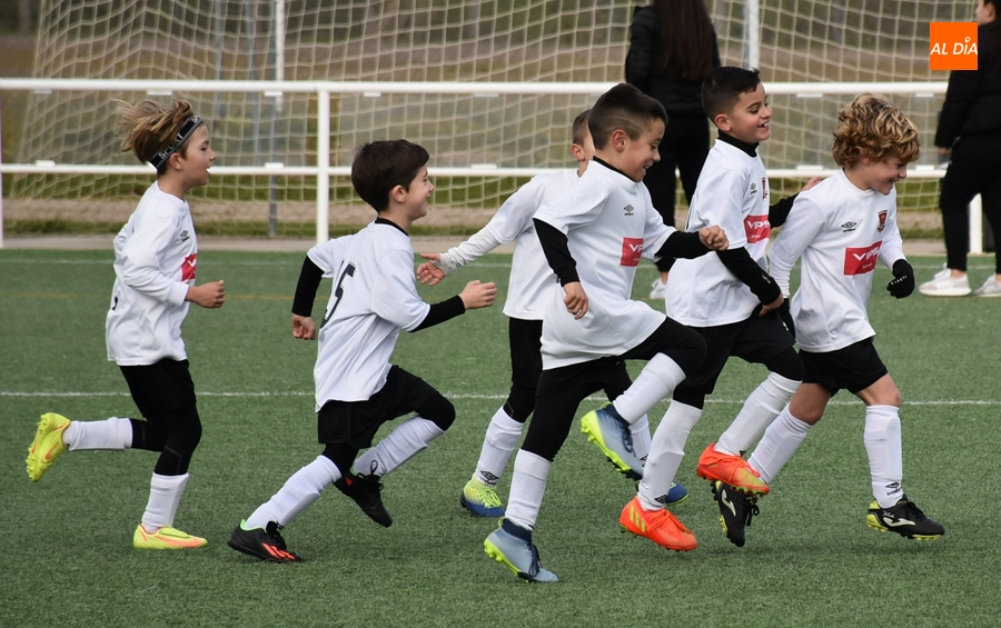 #M | 14-15 ENE | El Prebenjamín del Ciudad Rodrigo prosigue en 2023 con su marcha triunfal