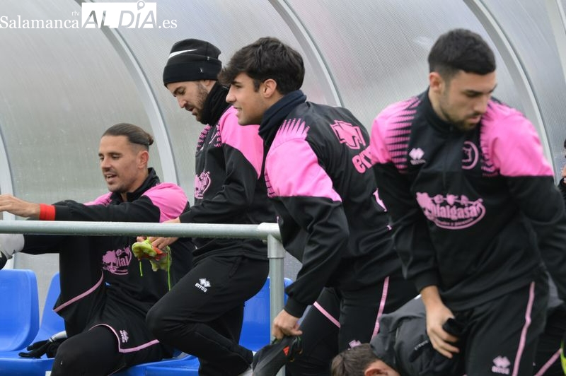 La falta de un segundo entrenador por la salida de Ramiro González marca el entrenamiento de Unionistas