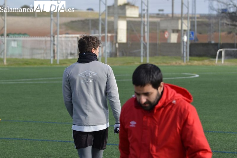 Amaro prefiere no forzar y se aparta del entrenamiento del Salamanca UDS