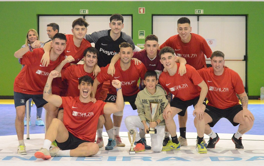 Esalza cerró el 2022 ganando el Torneio de Futsal de Vilar Formoso