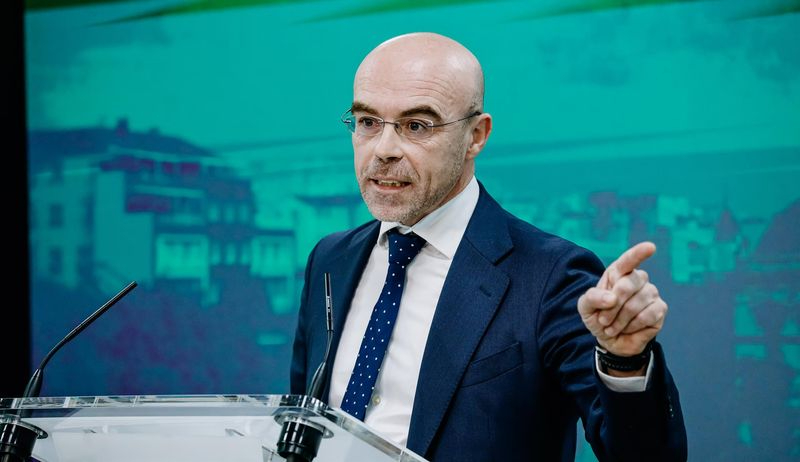 Vox urge a Feijóo a aclarar con quién quiere pactar y reivindica entrar en gobiernos como en CyL