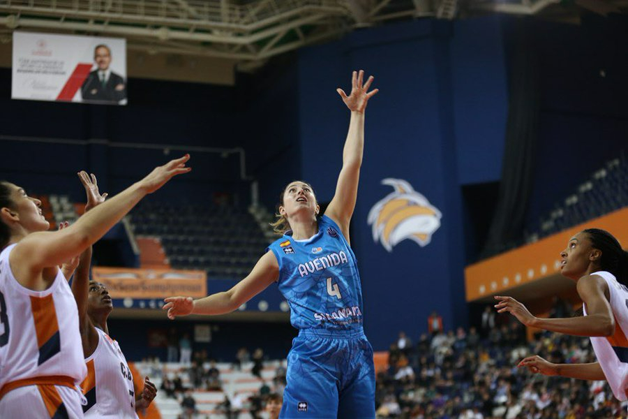 El Perfumerías Avenida se aleja del primer puesto en Euroliga