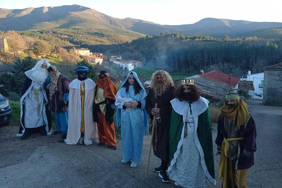 Apretadísima agenda de Sus Majestades en Agallas