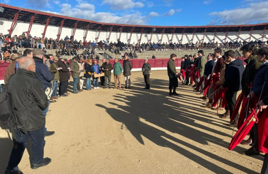 Buen juego de las vacas de Ignacio López Chaves en la parada del Bolsín en Ledesma