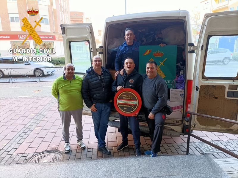 La Guardia Civil ayuda a este Centro materno-infantil en Salamanca 