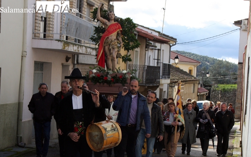 Vilvestre celebra San Sebastián con actos religiosos, convite y canción española