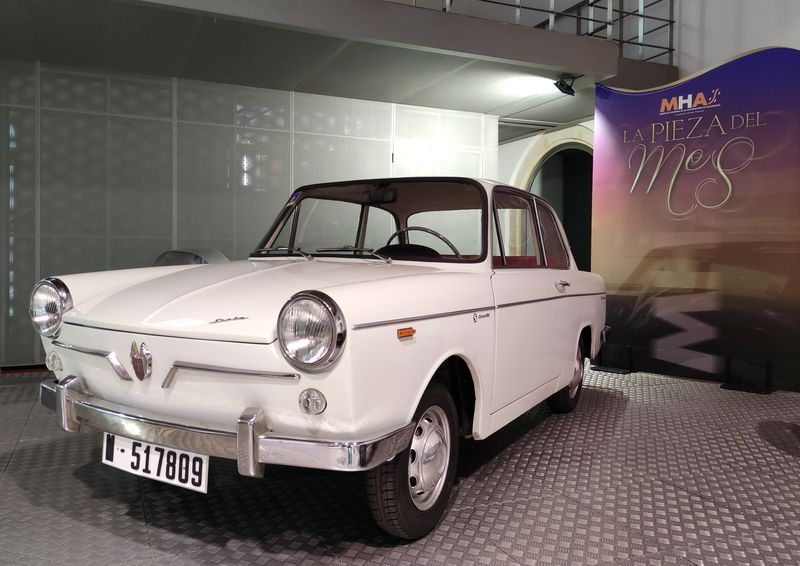 El derivado del SEAT 600 que se puede ver en Salamanca