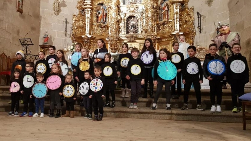 Los niños de Yecla de Yeltes regalan a los Reyes Magos una divertida actuación 