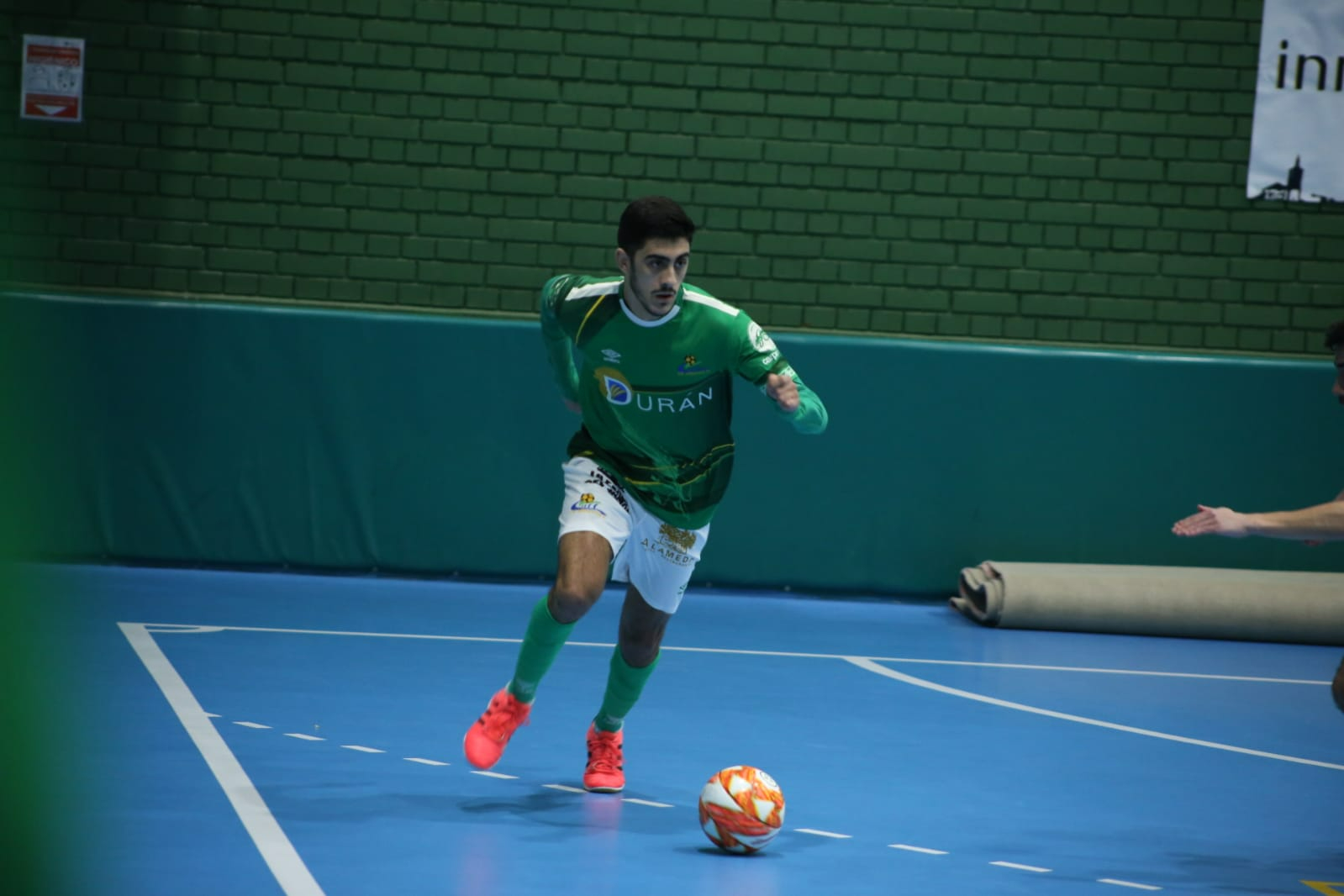 El Piensos Durán Albense FS consigue un valioso empate en una cancha dificilísima frente al Coruxo (2-2)