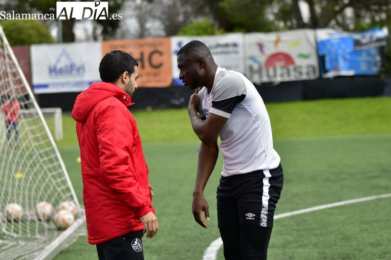 El Salamanca UDS sigue para bingo: Gustavo, tocado y al margen en el entrenamiento; Souley se retira por un golpe