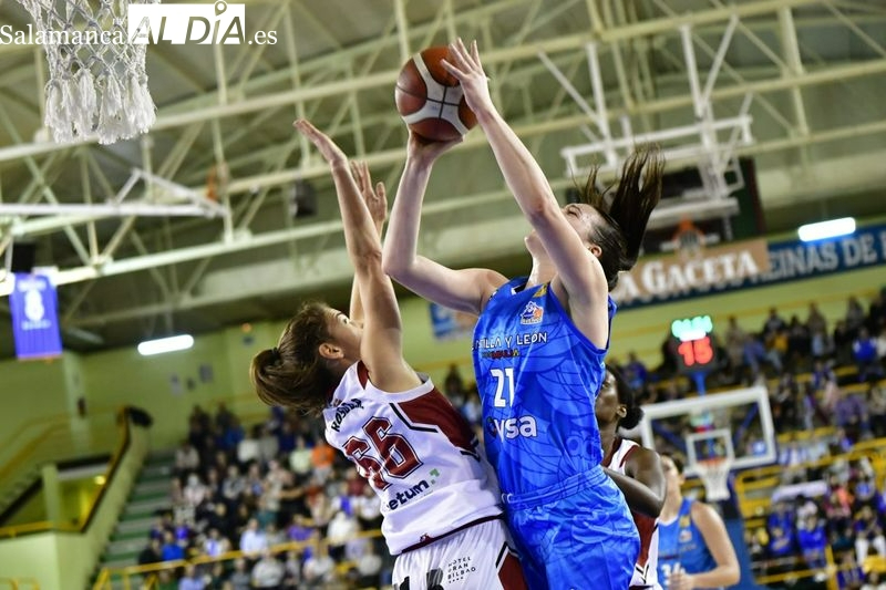 Pepe Vázquez, a por su debut en el Perfumerías Avenida y Unionistas recupera el partido aplazado con el Linense