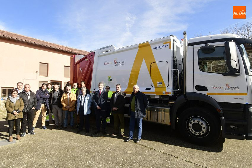 La Mancomunidad Alto Águeda estrena camión-compactador para la recogida de basura