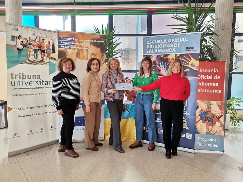 El Mercadillo Solidario de la Escuela de Idiomas recauda más de 3.300 euros