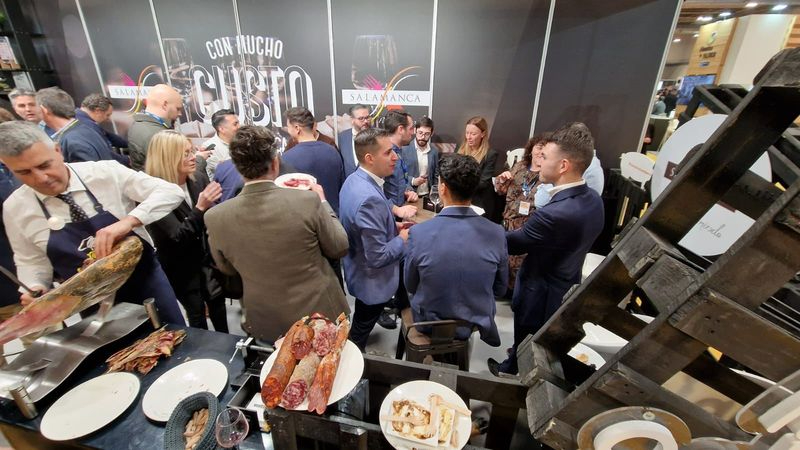 El cerdo ibérico y los productos de la tierra protagonizan la primera jornada de Madrid Fusión 