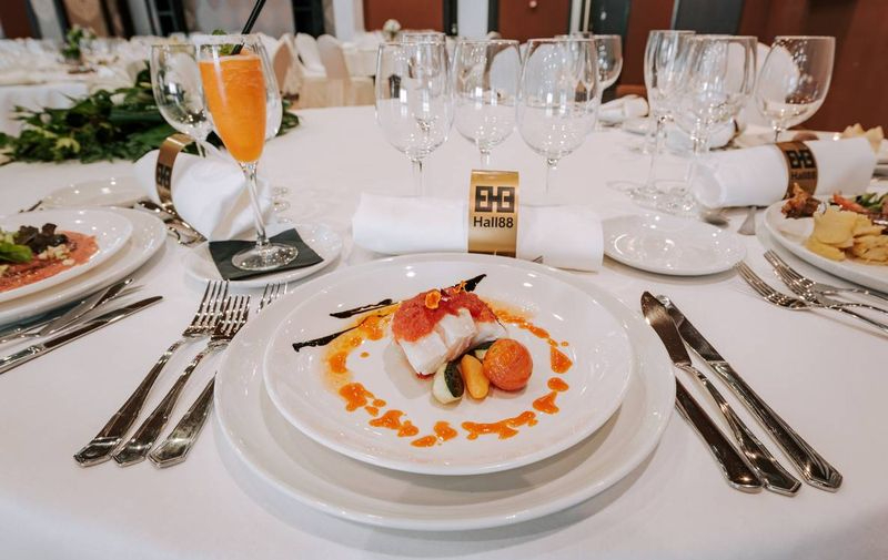 Atractivos menús para las Águedas y San Valentín en el Hall 88