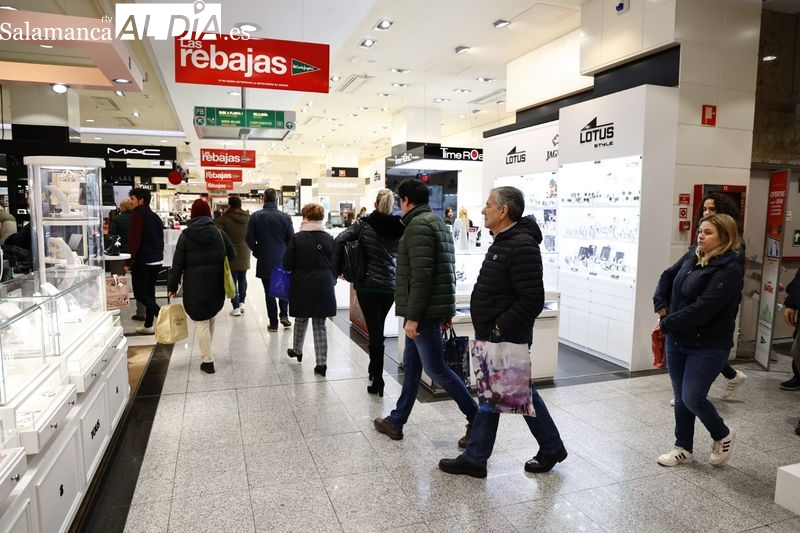 El Corte Inglés lanza sus segundas rebajas con un 20% de descuento adicional