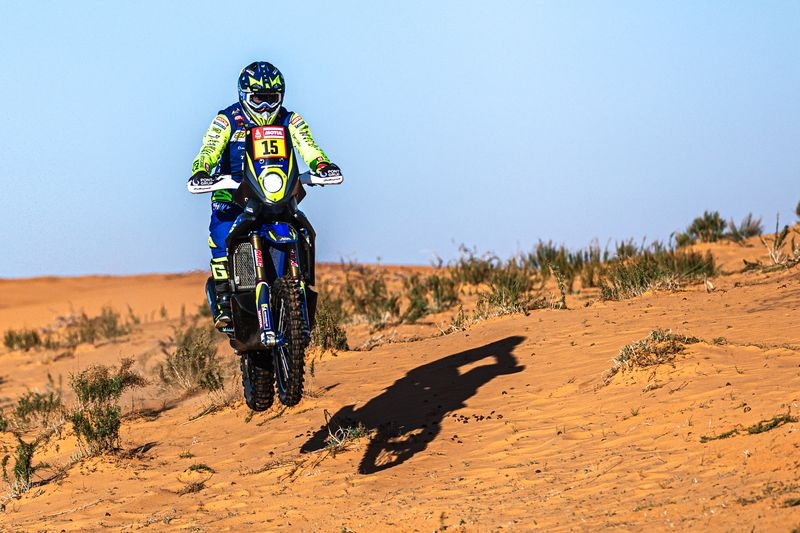 Santolino termina decimotercero y mantiene el ‘top ten’ al alcance en el Dakar