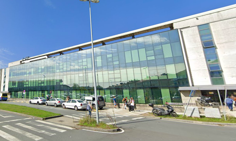 Ingresado un menor de 17 años tras ser acuchillado en Santiago de Compostela