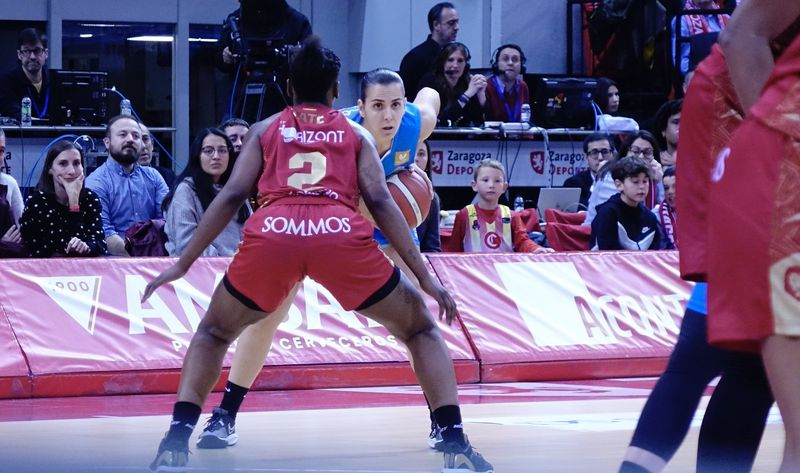 El Perfumerías Avenida condena la agresión sufrida por un aficionado de su equipo