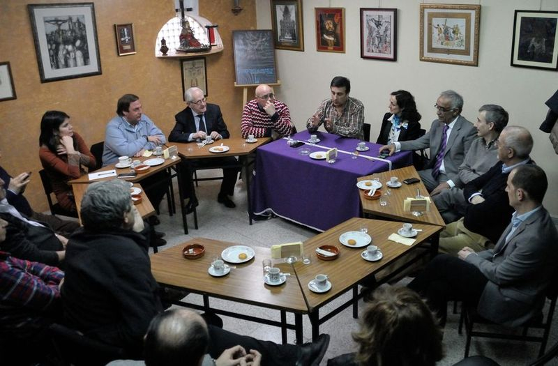 Esta tarde tienes una cita con la Tertulia Cofrade Pasión