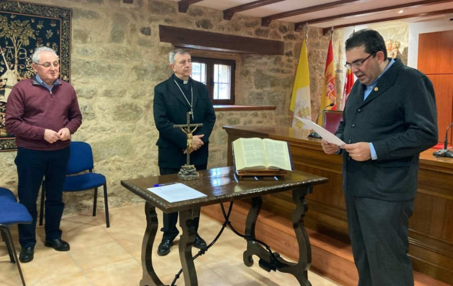Antonio Risueño presta juramento como nuevo Vicario de Pastoral de la Diócesis
