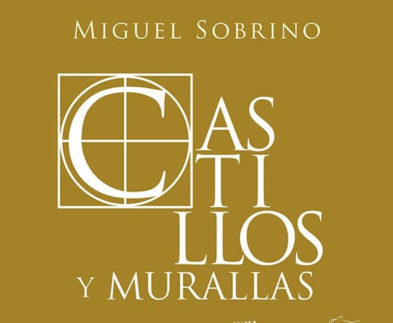 El dibujante y escultor Miguel Sobrino presenta su libro Castillos y murallas