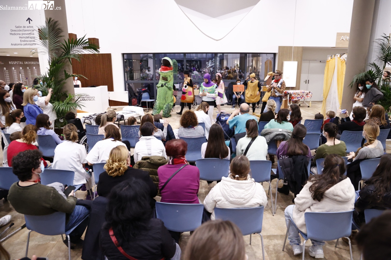 Música en directo con canciones de películas de Disney en el Hospital gracias a HAKUNA CAUSA