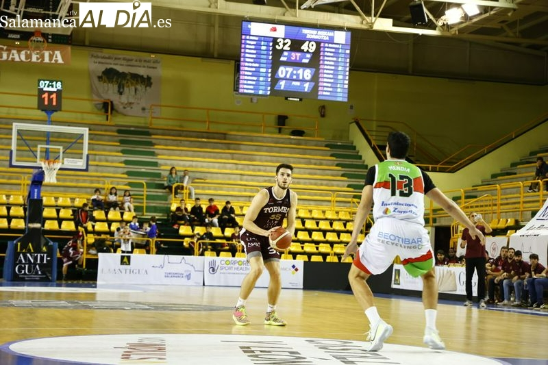 El CB Tormes vuelve a perder y se complica la vida contra el Real Canoe (79-75)