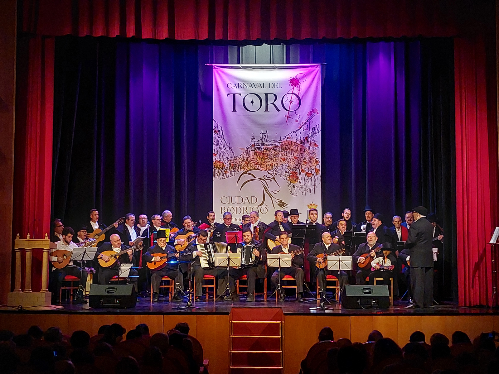 Coplas íntegras 2023 de la Rondalla III Columnas