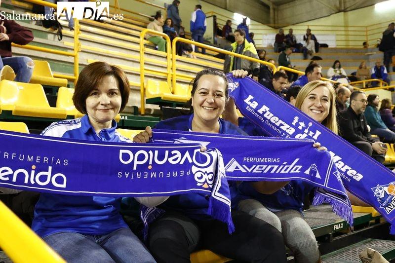 La Marea Azul, solidaria con Turquía y Siria, vuelve con ganas y le brinda todo su apoyo al Perfumerías Avenida